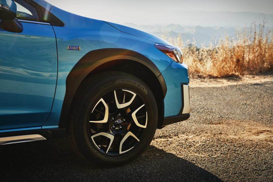 Детали экстерьера Subaru Crosstrek Hybrid 2019 года  (фото 33 из 66)